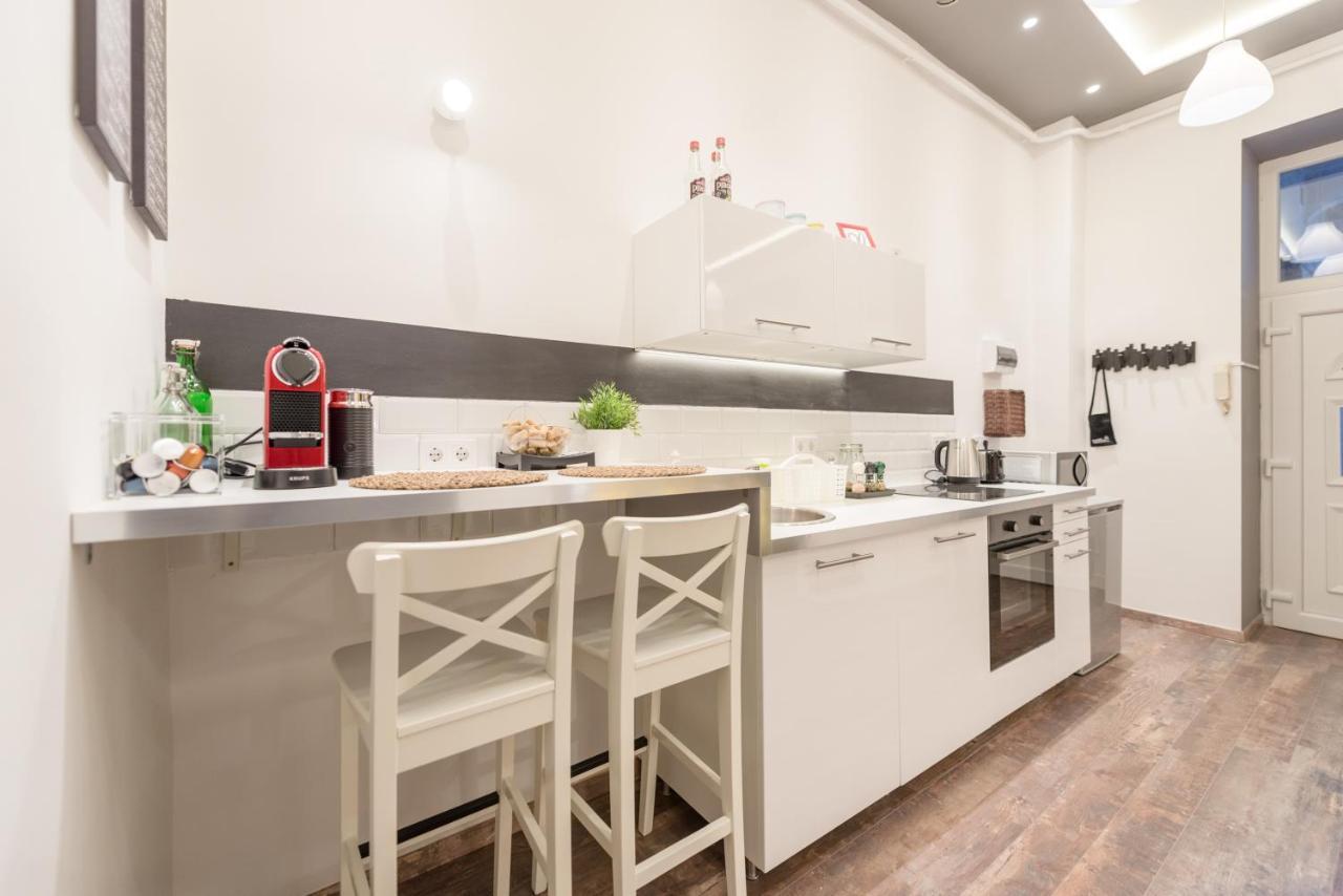 Venus - Almassy Park Apartman